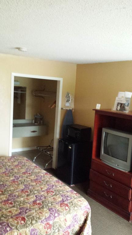 Sunbelt Lodge Motel Abbeville Екстер'єр фото